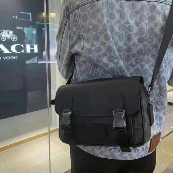 Coach C3747 Track Crossbody Bag In Signature Canvas Messenger Men’s NWT Org $490 - Picture 11 of 14